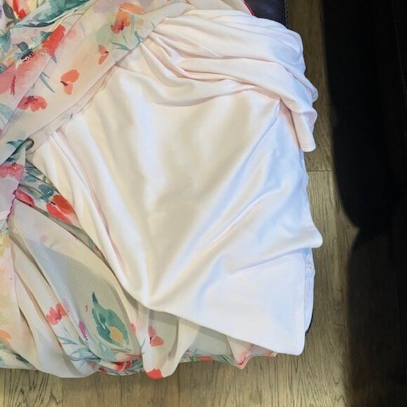 CALVIN KLEIN Size 2 Flutter Sleeve Floral Print Ruffle Dress - Picture 6 of 8